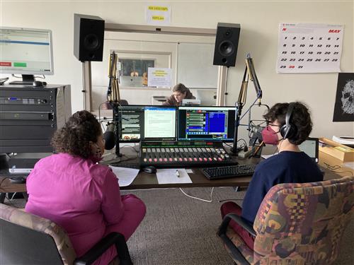 AJ McCreary visits AM 1450 KBPS