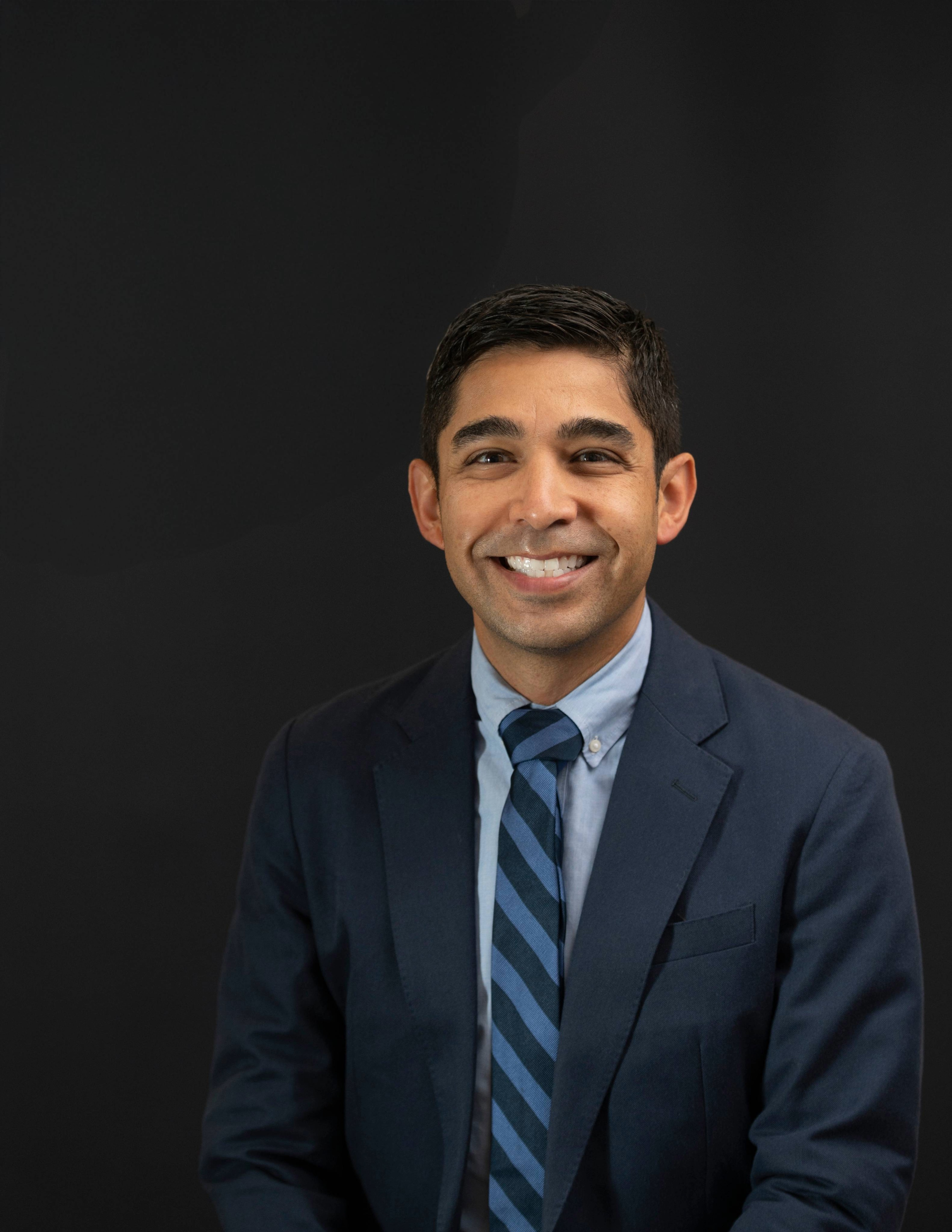 Dr. Isaac Cardona