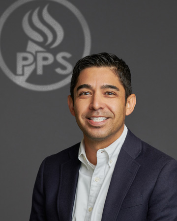 Dr. Isaac Cardona
