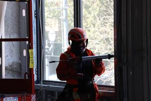 window installation & caulking